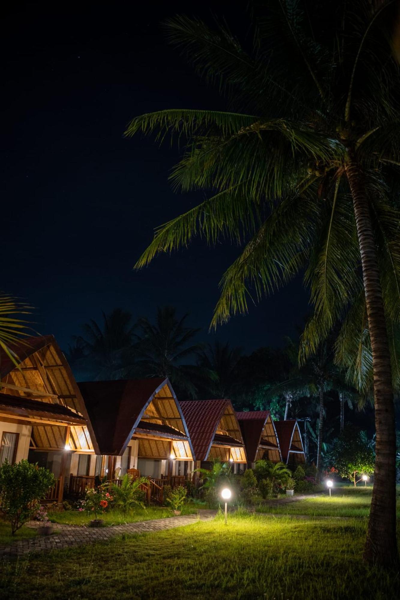 Pondok Siola Labuhan Pandan Exterior foto